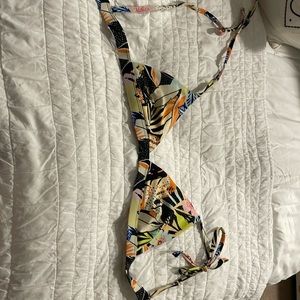 Old Navy swimsuit top triangle fit women’s